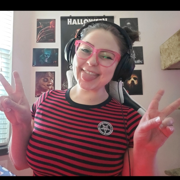 "Believe in Yourself" Red/Black Striped Crop Top - Picture 3 of 3